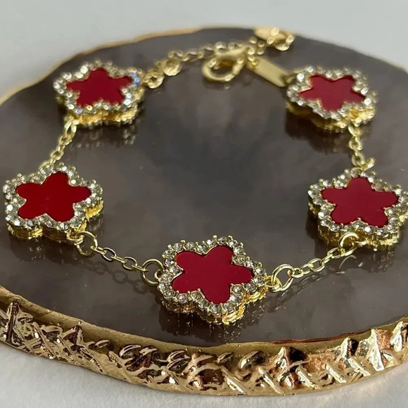 Fashion Five Flower Link Red Rhinestone Bracelet - Picture 3 of 6